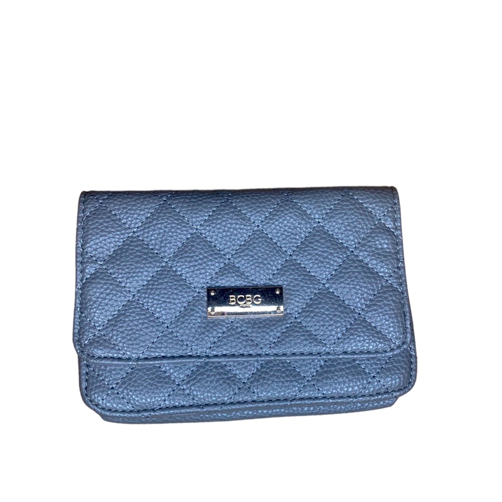 BCBG: grey clutch
